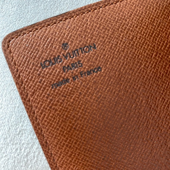 Louis Vuitton Classic Monogram portes cartes credit pression perfect for travel - Picture 4 of 5
